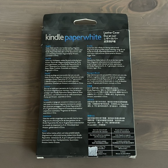 Kindle Paperwhite Leather Cover (navy colour) - Picture 2 of 5